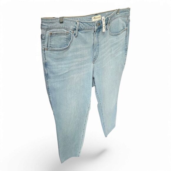 MADEWELL Women's Plus Size Super Soft Light Blue  10" High Rise Skinny Crop Jean - Picture 3 of 16
